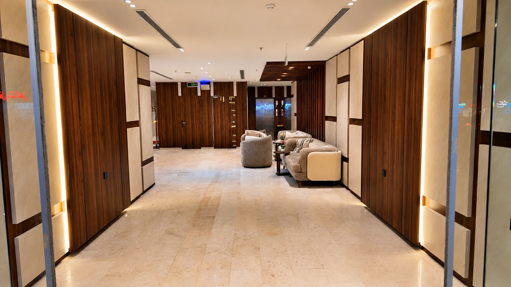 A warm, welcoming lobby