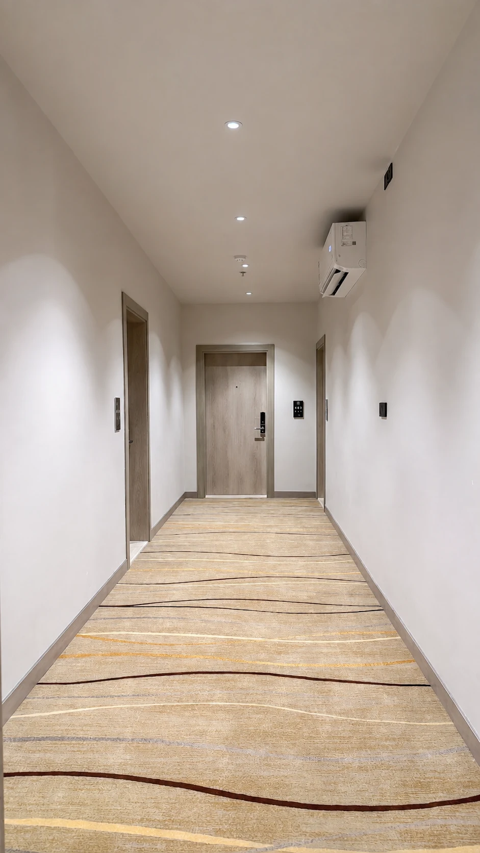 A quiet guest-floor corridor